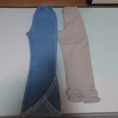 フリル付きデニムフレアパンツと裾フリルパンツ