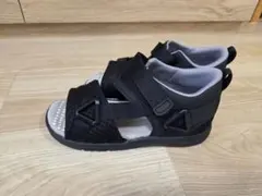 moon star ムーンスター 19cm サンダル 黒のサムネイル