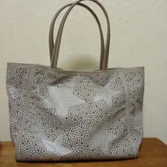 ※最終値下げ※Guscioグッシオゴールド 星柄トートバッグ ラインストーン