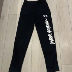 Under Armour ブラック ジャージ　YLG 150