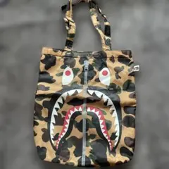 A BATHING APE シャーク トートバッグ 迷彩柄 エイプ
