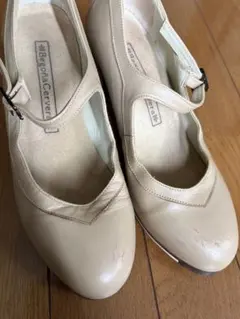 値下げ中！Begoña Cervera サイズ37フラメンコシューズ ベージュ