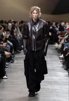 2025年最新】sacai レザージャケット・ライダースの人気アイテム