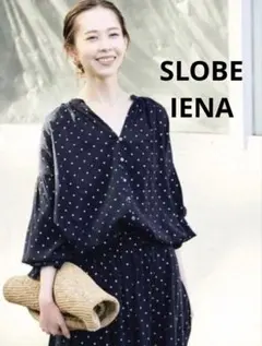 美品SLOBE IENA スローブイエナPEボリュームブラウス ネイビー ドット