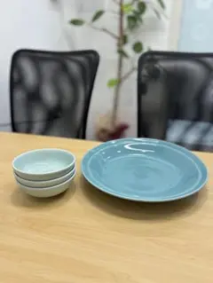 水色 食器4点セット 大皿 小鉢3個のサムネイル