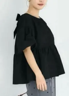 coca ブラックペプラムトップス バルーンスリーブ