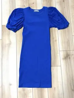 ZARAザラ新品未使用青色ちょうちんパフスリーブ半袖ワンピースMサイズ