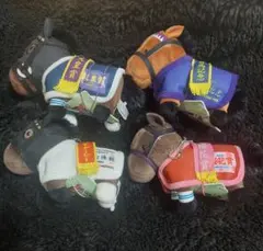 全4種　サラブレッドコレクション　馬服マスコットボールチェーン2