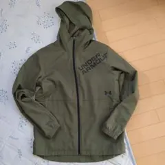 アンダーアーマのサムネイル