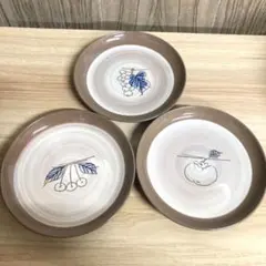 美濃焼　知山窯　皿　プレート　小皿　葡萄　柿　桜桃