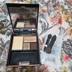 Attenir アイシャドウパレットのサムネイル