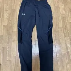Under Armour ブラック ジャージパンツ