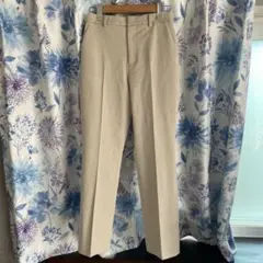 UNIQLO Sサイズベージュ センタープリーツ スラックス