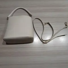 Item thumbnail for item 132eb181-b48c-4be7-a7ab-e9f29338849f