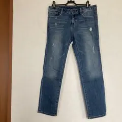 ダメージ加工ブルーデニムパンツ（Mサイズ）