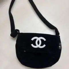 CHANEL ショルダーバッグ ブラック　カバン　シャネルノベルティのサムネイル