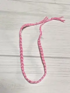 ピンク　ミサンガ　恋愛