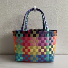 Item thumbnail for item 007342c4-842d-41f3-8467-46ce6895052e