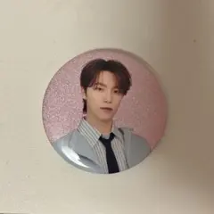 HOLIDAY ディノ 缶バッジ