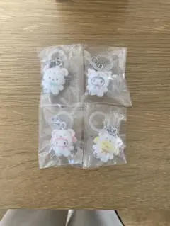 サンリオ ふわふわスノー めじるしアクセサリー