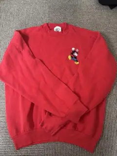 ミッキーマウス刺繍 赤 クルーネック トレーナー