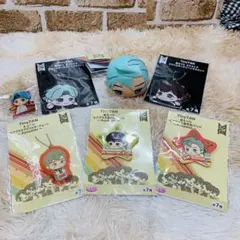 TinyTAN 9点セット　まとめ売り　アクリルキーホルダー.ぬいぐるみ.バッチ
