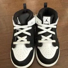 Nike Air Jordan ブラック/ホワイト ハイカット 16cm