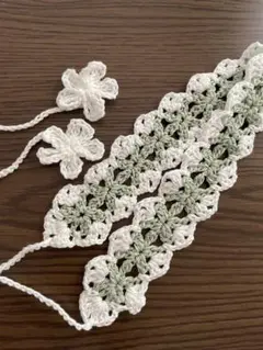 ハンドメイド かぎ編みヘアバンド ヘッドドレス バブーシュカ ホワイト×グリーン