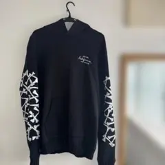 最終お値下げ　AMIRI パーカーのサムネイル