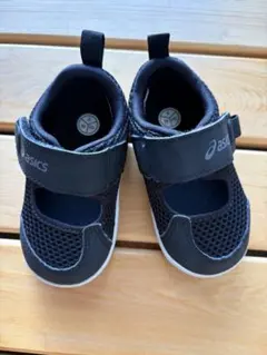 asics 黒 サンダル　13センチ