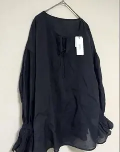 新品　リエディ Re:EDITシアーシャツ　ボリュームブラウス　ブラック