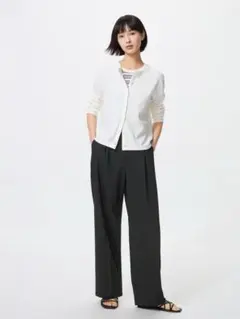 ユニクロ　タックワイドパンツ　ブラック　Lサイズ　補正なし　定価 ¥3,990