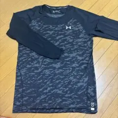 Under Armour 迷彩柄 長袖 トレーニングウェア