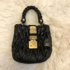 MIUMIU ✨ミュウミュウ　マテラッセ　バッグ ハンドバッグ