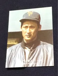カルビープロ野球カード　1977年当時のもの　新浦投手