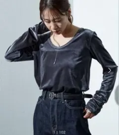 ベロア Tシャツ