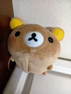 茶色のクマのぬいぐるみ・ストラップ付きリラックマ