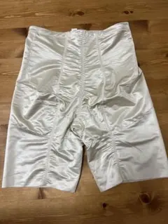 ミラーミラー　ブライダルガードル