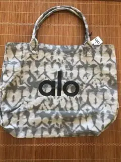 正規品】新品未使用 ALO Yoga トートバッグ グレータイダイ - メルカリ