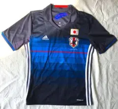 【美品】アディダス/日本代表半袖ユニフォーム（ジュニア用）とトレーニングショーツ