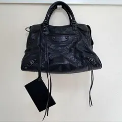 【一時値下げ】美品　バレンシアガ シティバッグ ブラック ショルダーストラップ付のサムネイル