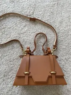 Niels Peeraer ニールスペラール　キャメル　ショルダーバッグ 2025年最新】ニールスペラールの人気アイテム - メルカリ