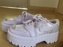 Nike ウィメンズエアジョーダン　1ブルックリン24cm
