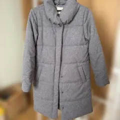 グレー フード付き ダウンジャケット