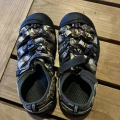 KEEN キッズ サンダル カモフラージュ柄