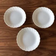 新品☆大倉陶器　ケーキ皿5枚➕大皿３枚 大倉陶園 ケーキ皿 3枚セット - メルカリ