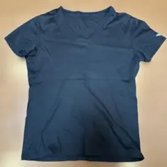 エンポリオアルマーニ VネックTシャツ 黒