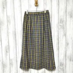 アースミュージックアンドエコロジー　(F)　チェック タック スカート