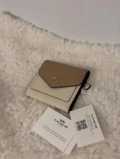 COACH 三つ折り財布 ベージュ/ホワイト