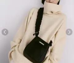 un/neu アンノイ　ギャザーハンドルサテンフラップバッグ　ショルダ